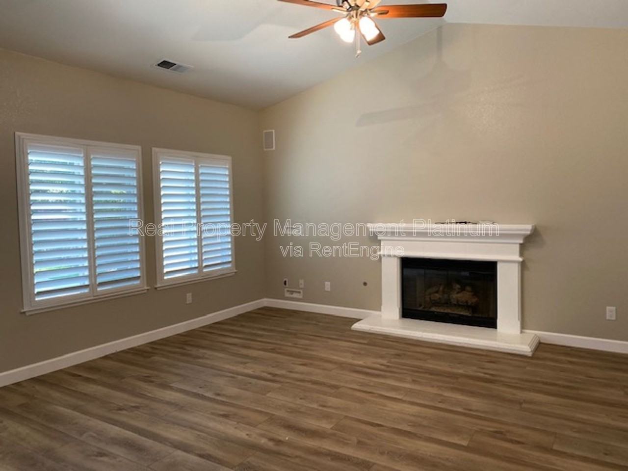 2927 E Solar Ave - Photo 5 of 32