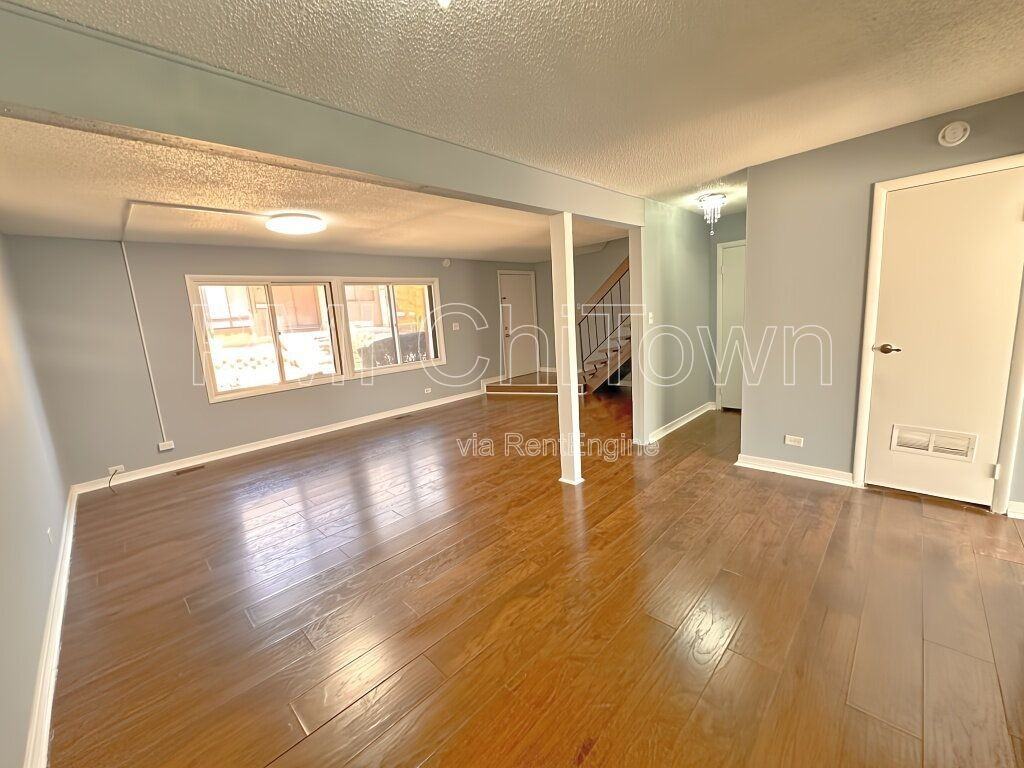 5573 Court F - Photo 4 of 19