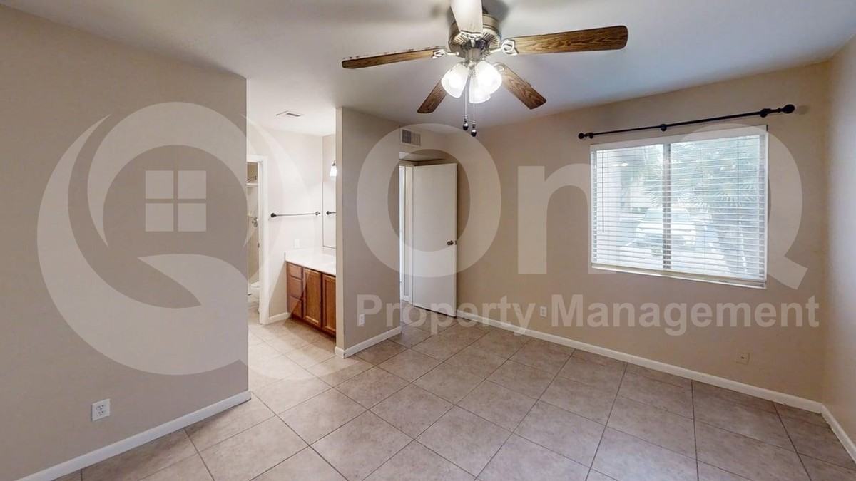 2019 W Lemon Tree Pl #1183 - Photo 7 of 22