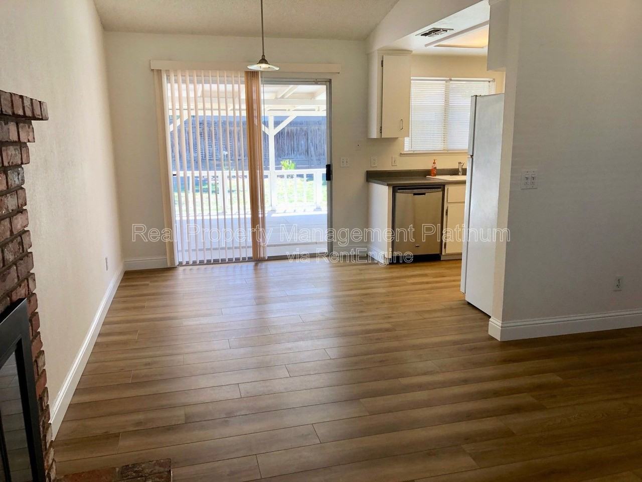 2967 Terry Ave - Photo 4 of 21