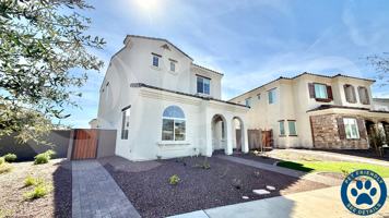 featured image of 2223 W Tether Trl