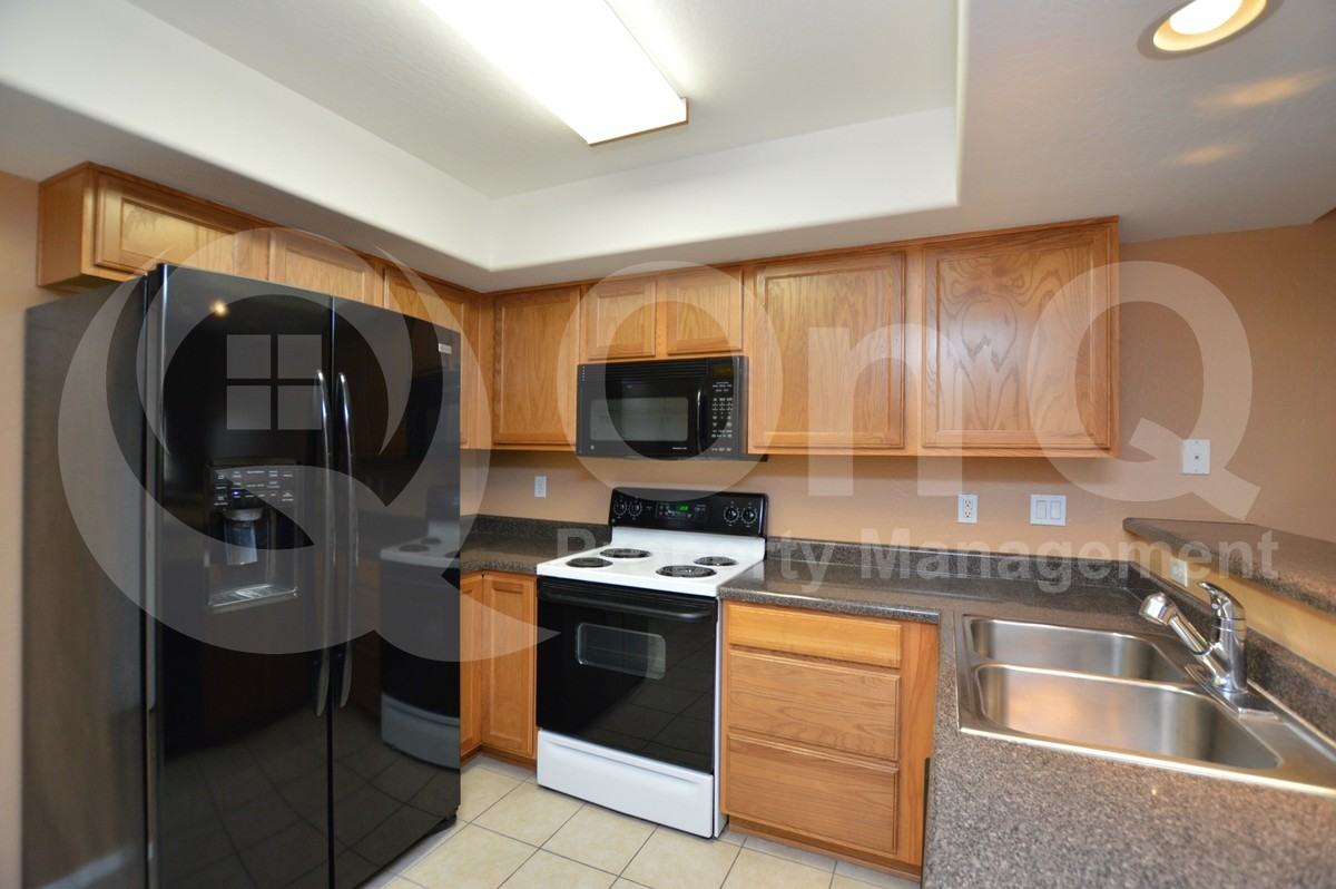 537 S Delaware Dr #209 - Photo 2 of 16