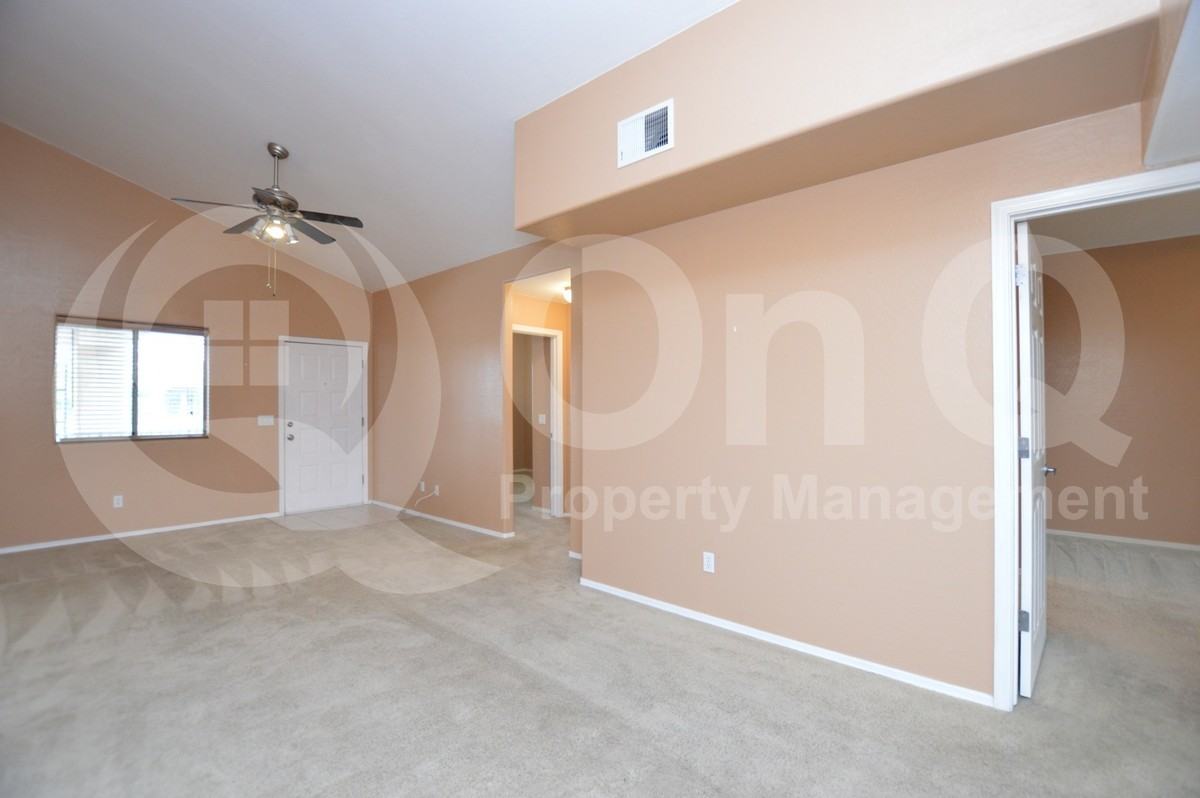 537 S Delaware Dr #209 - Photo 7 of 16