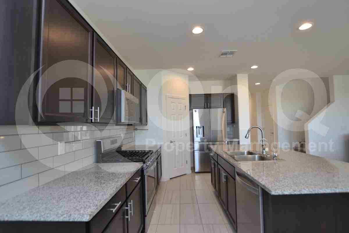 22663 E Estrella Rd - Photo 4 of 30