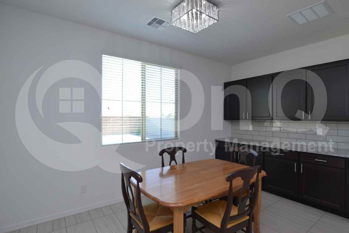 22663 E Estrella Rd - Photo 7 of 30