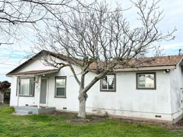 featured image of 11986 Harvey Pettit Rd