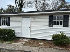 featured image of 413 N Hill St #C