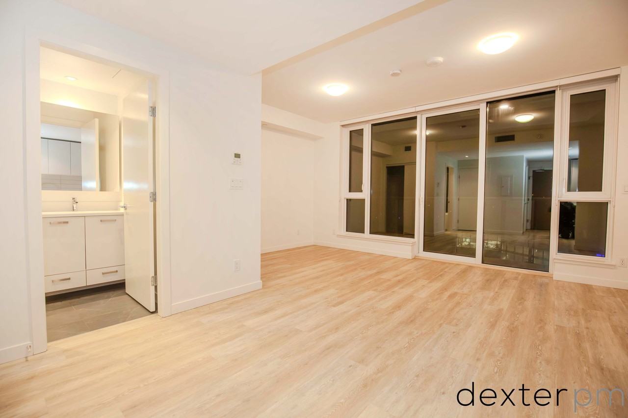 268 Nelson's Court #1009 - Photo 2 of 15