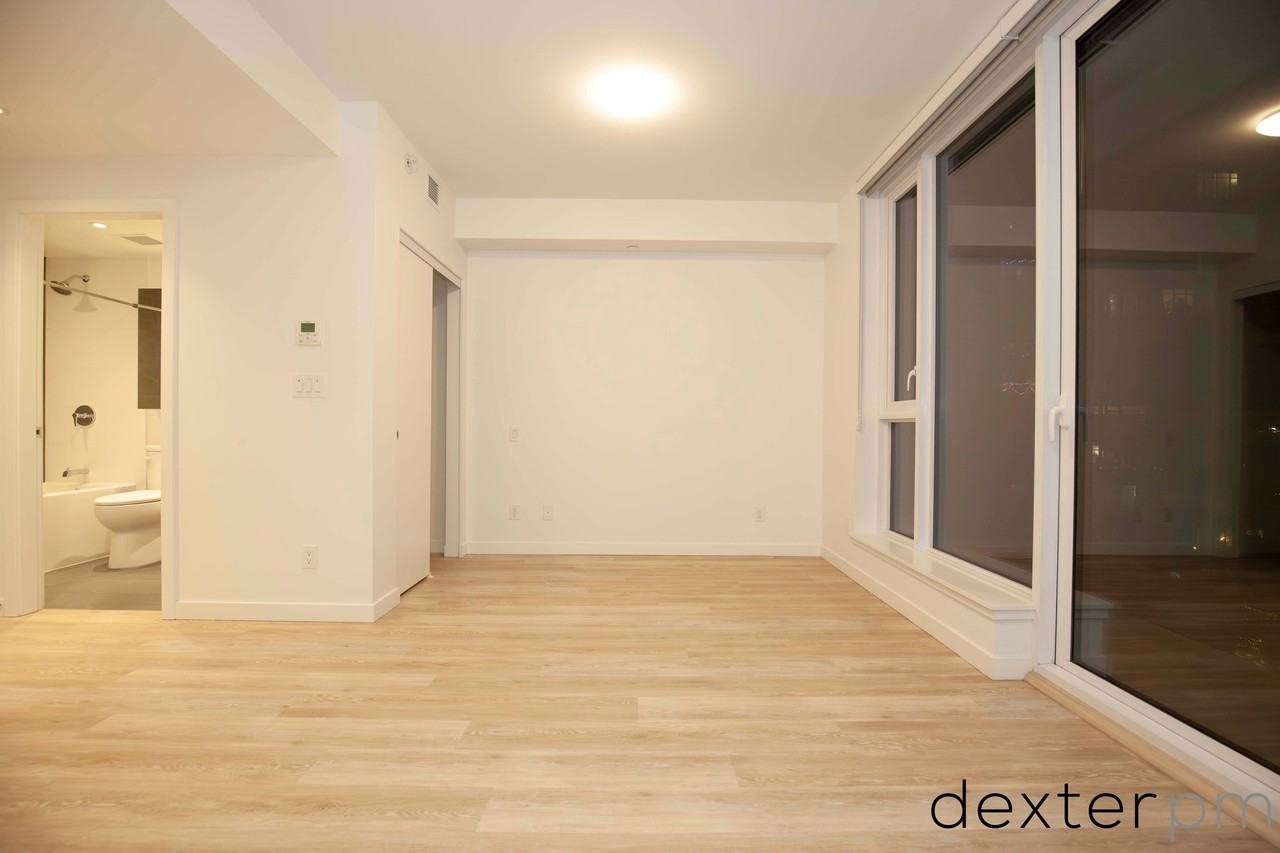 268 Nelson's Court #1009 - Photo 4 of 15