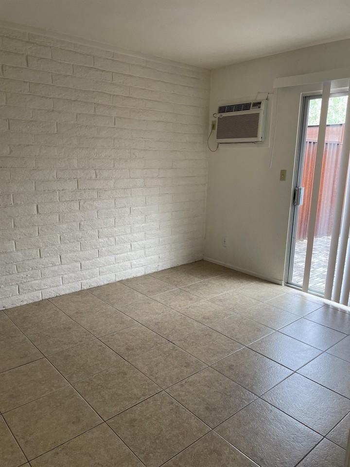 3416 E Monte Vista Dr - Photo 6 of 10