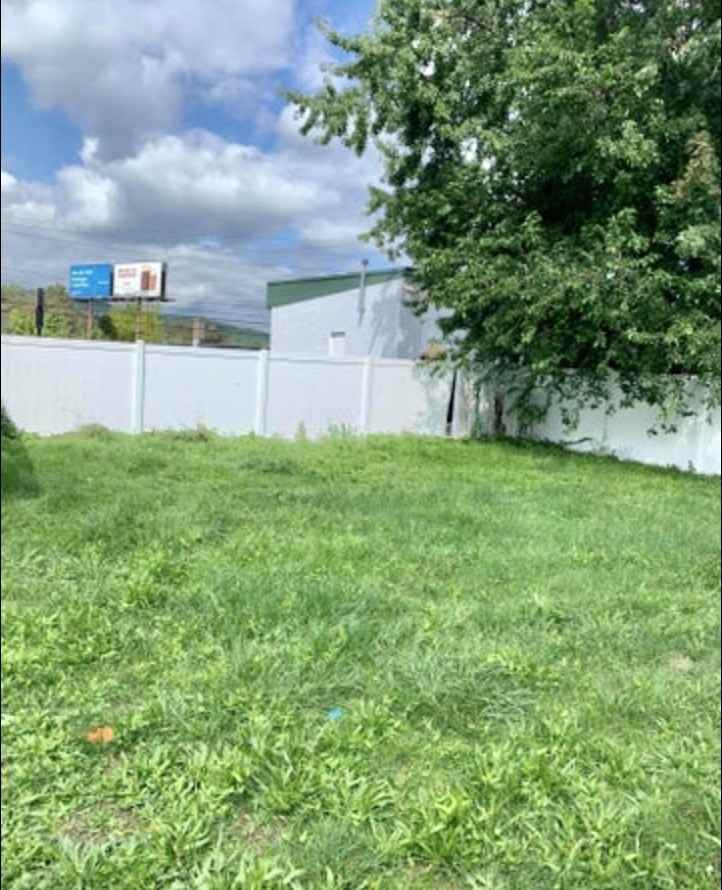 1816 Scarboro St - Photo 4 of 18
