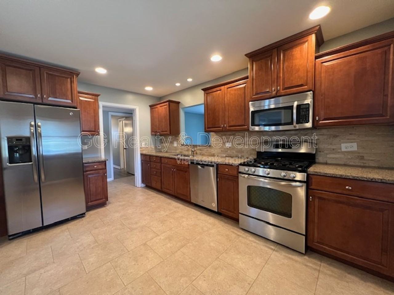 1536 Young Cir - Photo 5 of 21