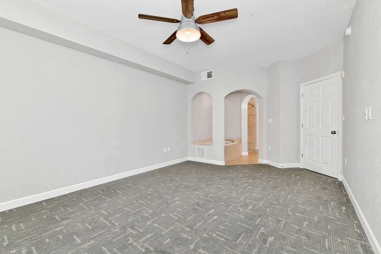 7503 Atlantis Way #J206 - Photo 5 of 48