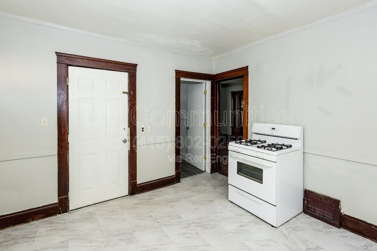 3131 W 58th St #DOWN - Photo 7 of 17