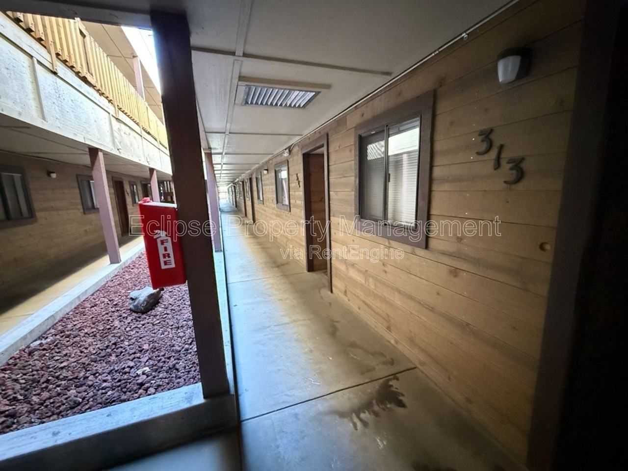 125 Franklin Ave #313 - Photo 2 of 26