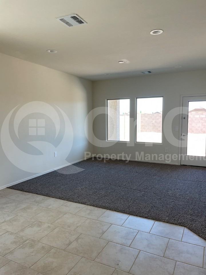 10192 N Leopard Gecko Ter - Photo 7 of 27