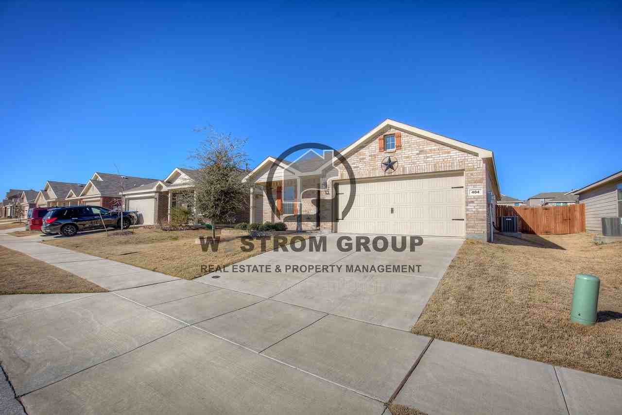 404 Falling Star Dr - Photo 2 of 33