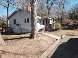 featured image of 2 Woodlands Dr