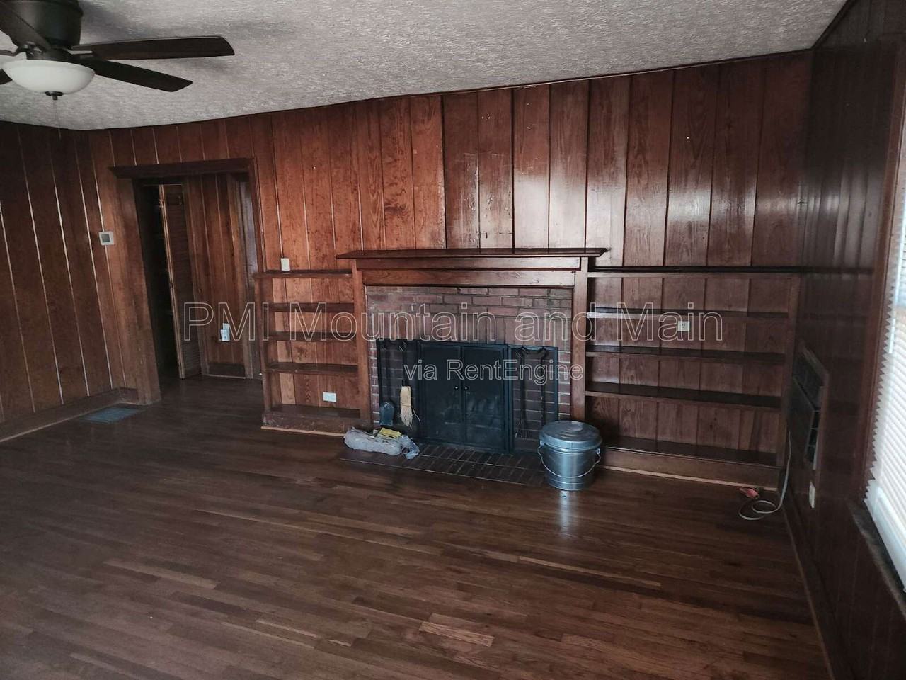 2 Woodlands Dr - Photo 7 of 29