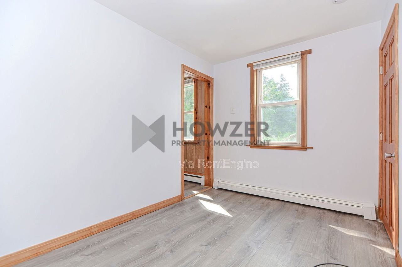 41 Park St #1REAR - Photo 6 of 26