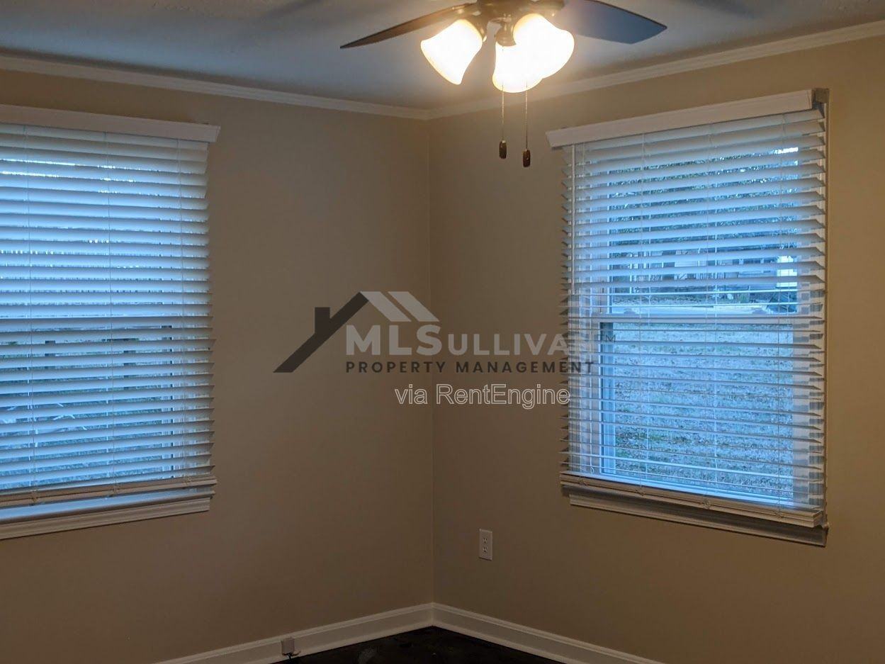 809 Carter Ave - Photo 2 of 14