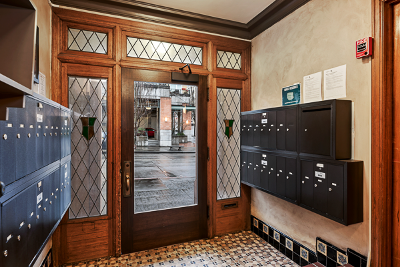 Grex Apartments - Photo 2 of 8