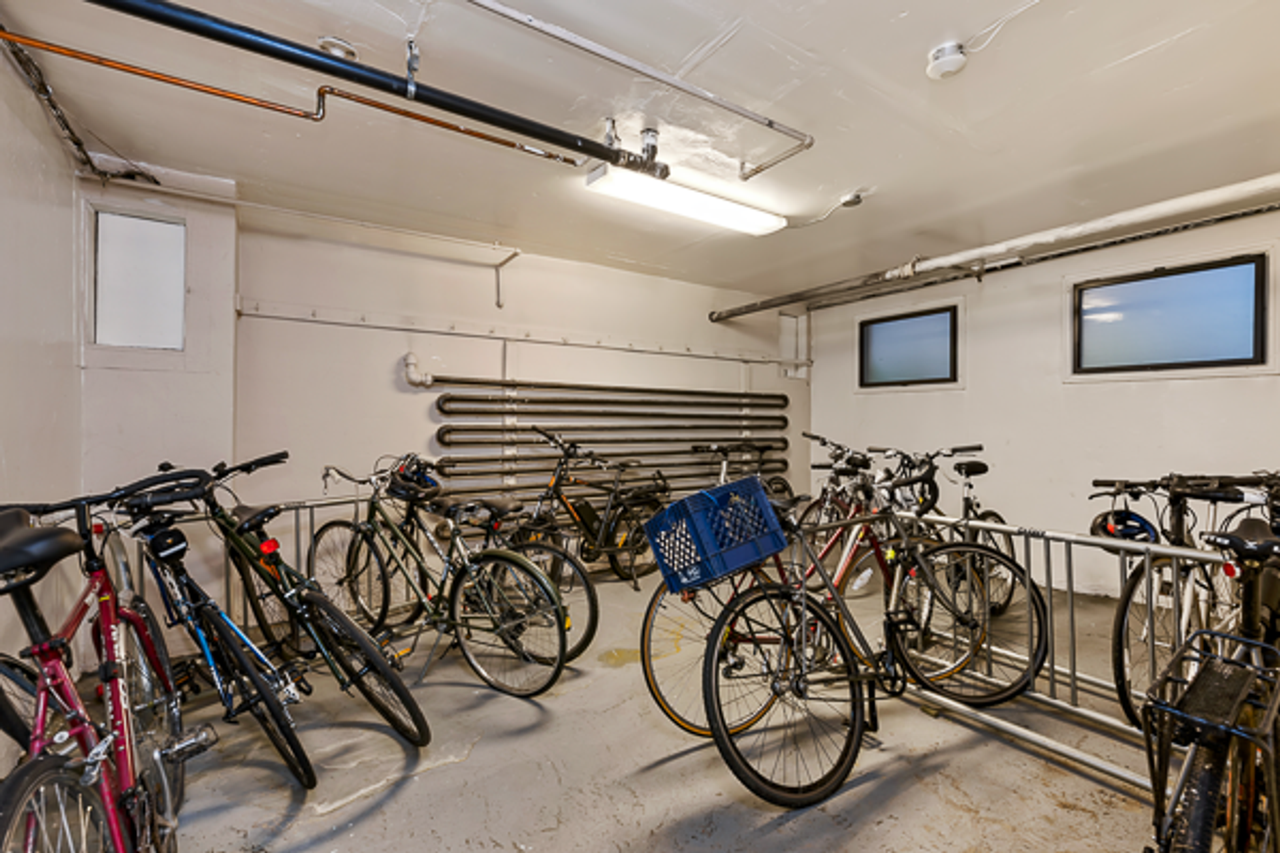 Grex Apartments - Photo 6 of 8