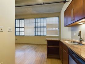 815 Perry St #325 - Photo 1 of 1