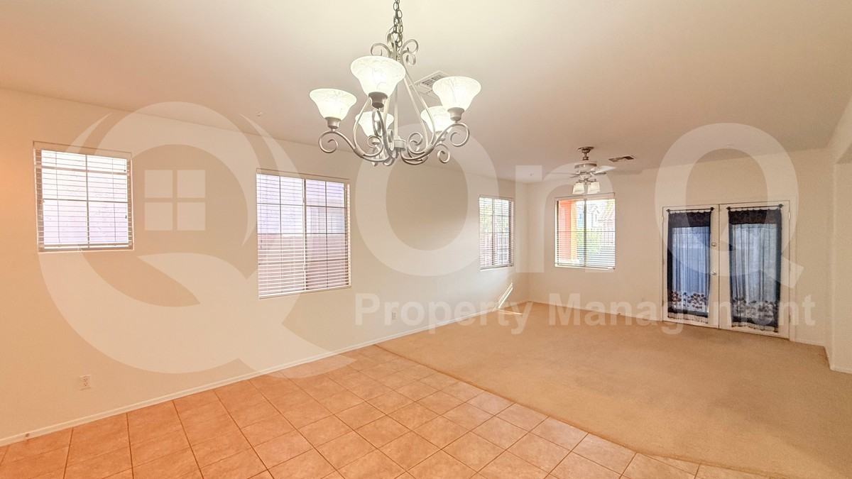 6334 S Blake St - Photo 7 of 24