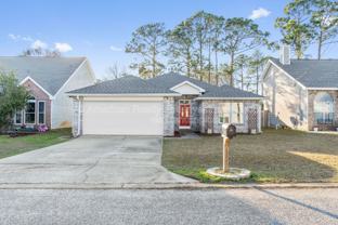 444 Bridgewater Ct - Photo 1 of 1