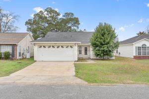 featured image of 993 John Wayne Cir