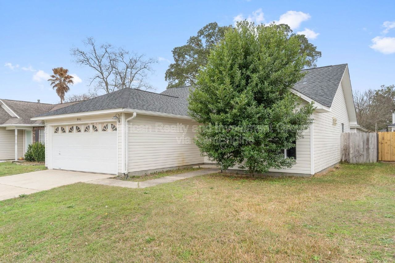 993 John Wayne Cir - Photo 2 of 25