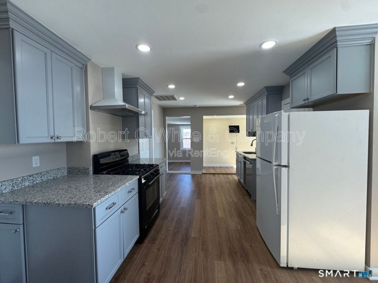 96 Fulton St - Photo 2 of 15