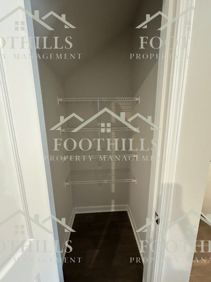 104 Lowland Dr - Photo 6 of 24