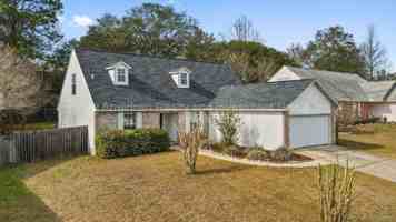 featured image of 107 Trenton Ave