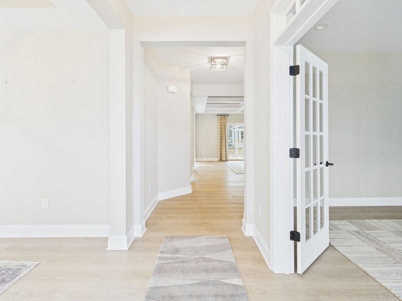 4725 Tuscany Pl - Photo 4 of 39