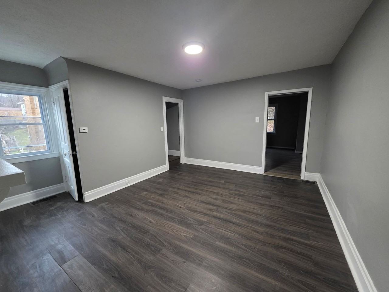 505 Harker St - Photo 5 of 13