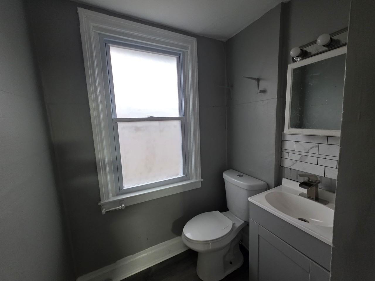 505 Harker St - Photo 7 of 13