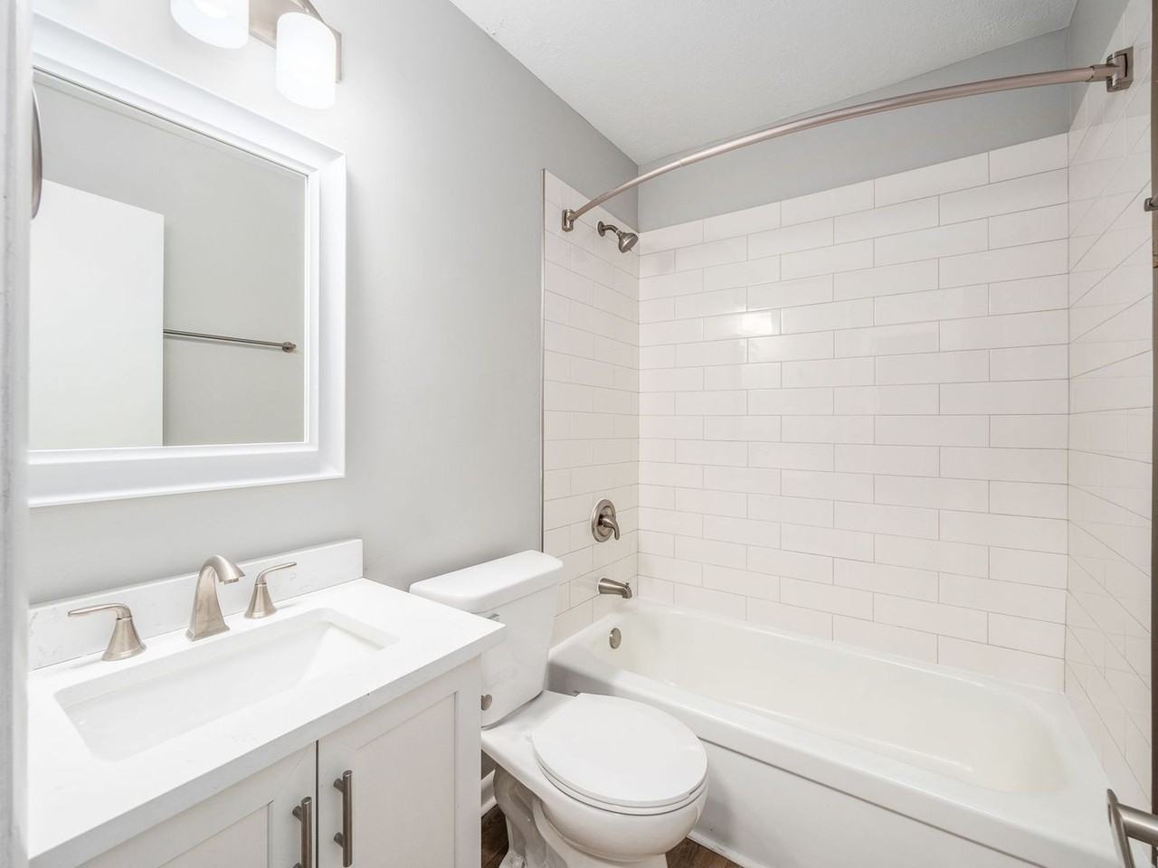 620 Riverview Dr - Photo 6 of 21