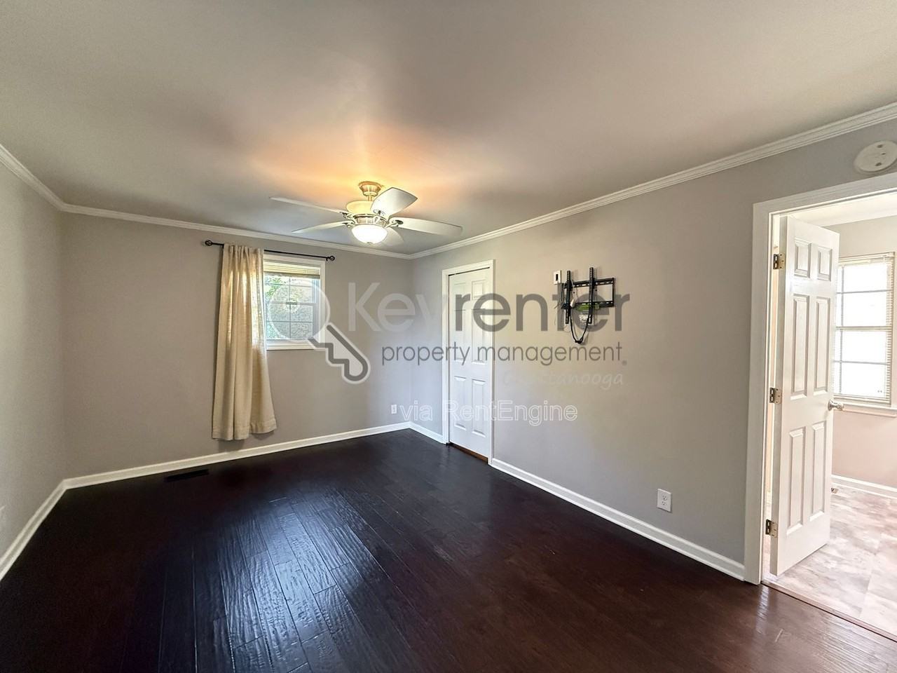 809 Trotter Ln - Photo 6 of 21