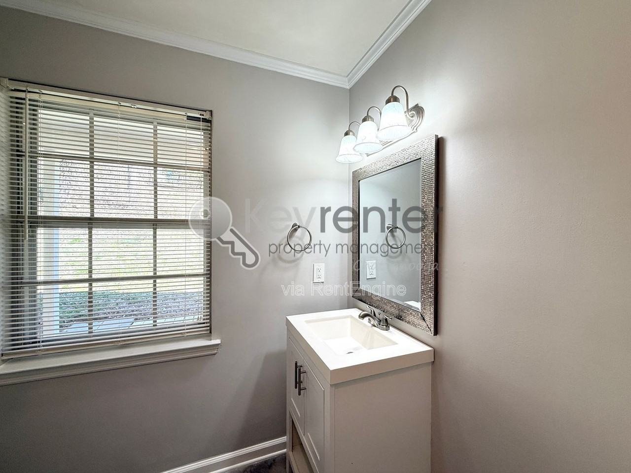 809 Trotter Ln - Photo 7 of 21