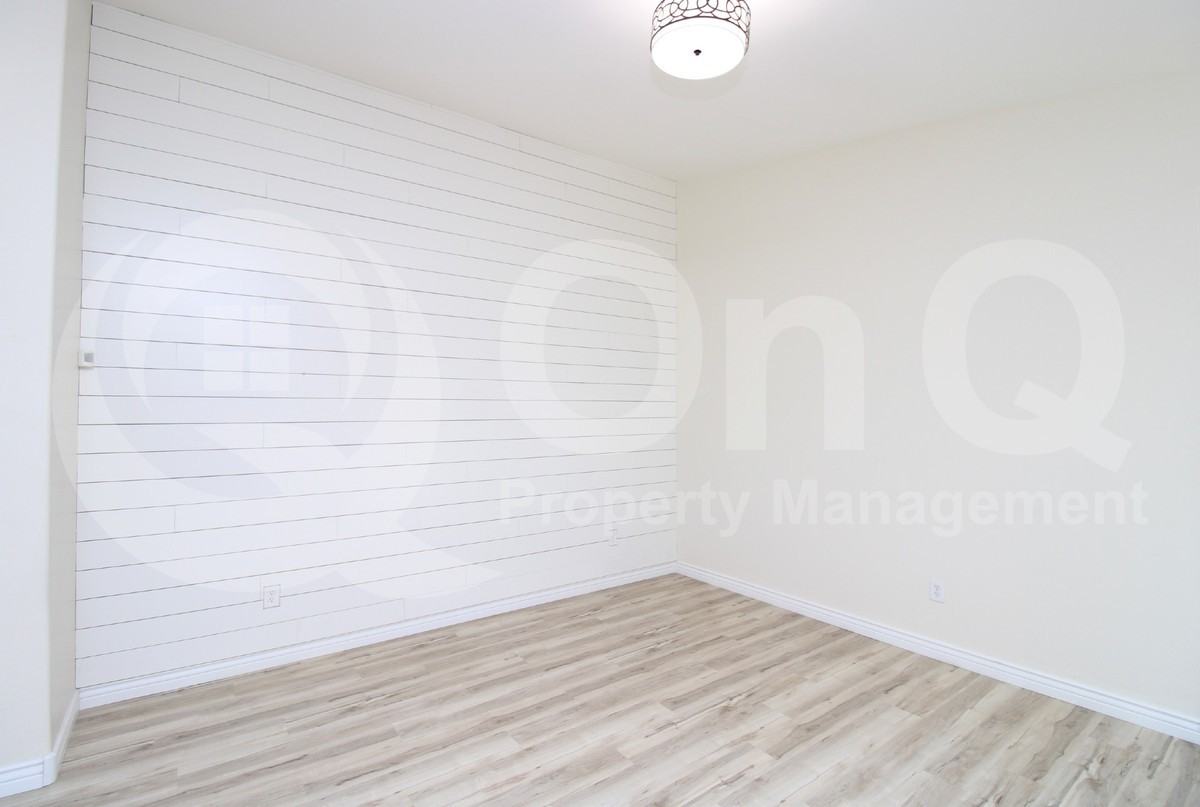 2451 E Honeysuckle Pl - Photo 4 of 24