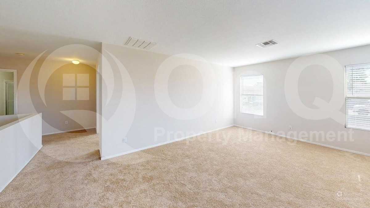 1869 W Bothell Way - Photo 6 of 25