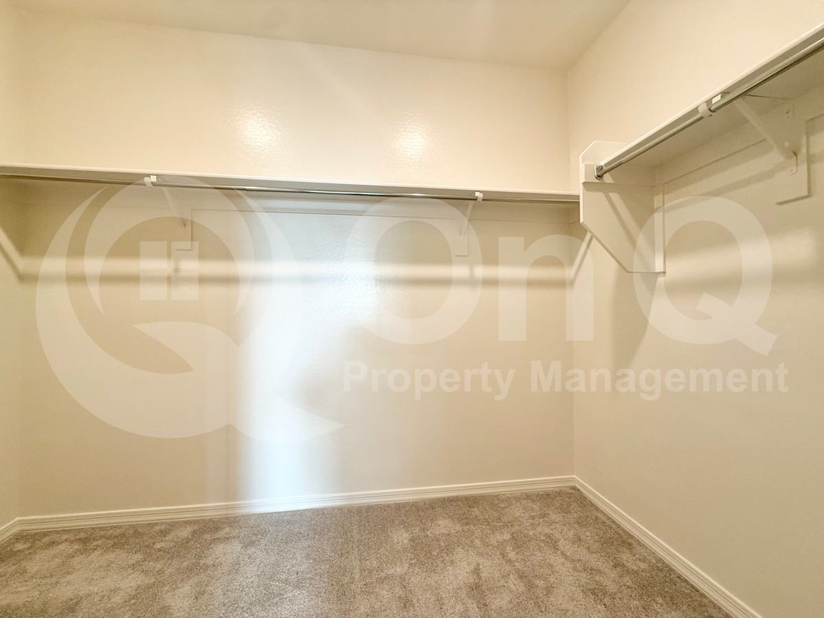 3395 E Rebel Ln - Photo 4 of 26