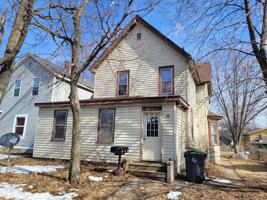 featured image of 418 Rose St