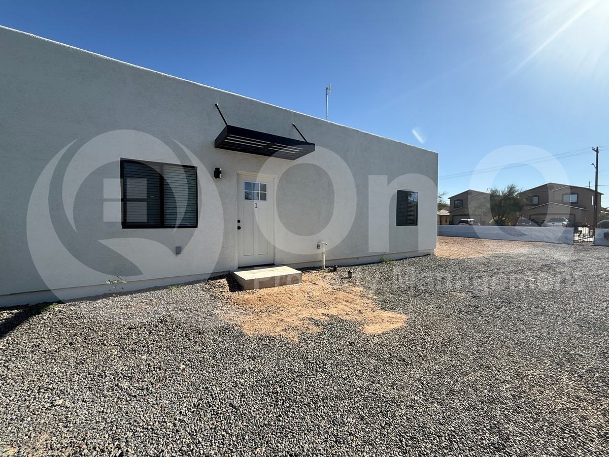 3619 E Felix Blvd #1 - Photo 2 of 15