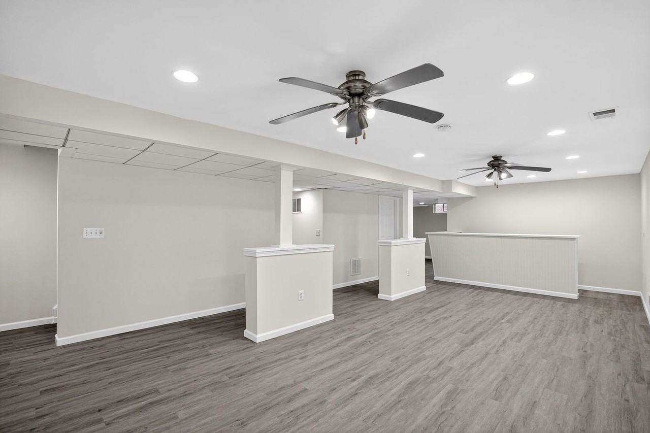 3734 Hastings Ct - Photo 7 of 15