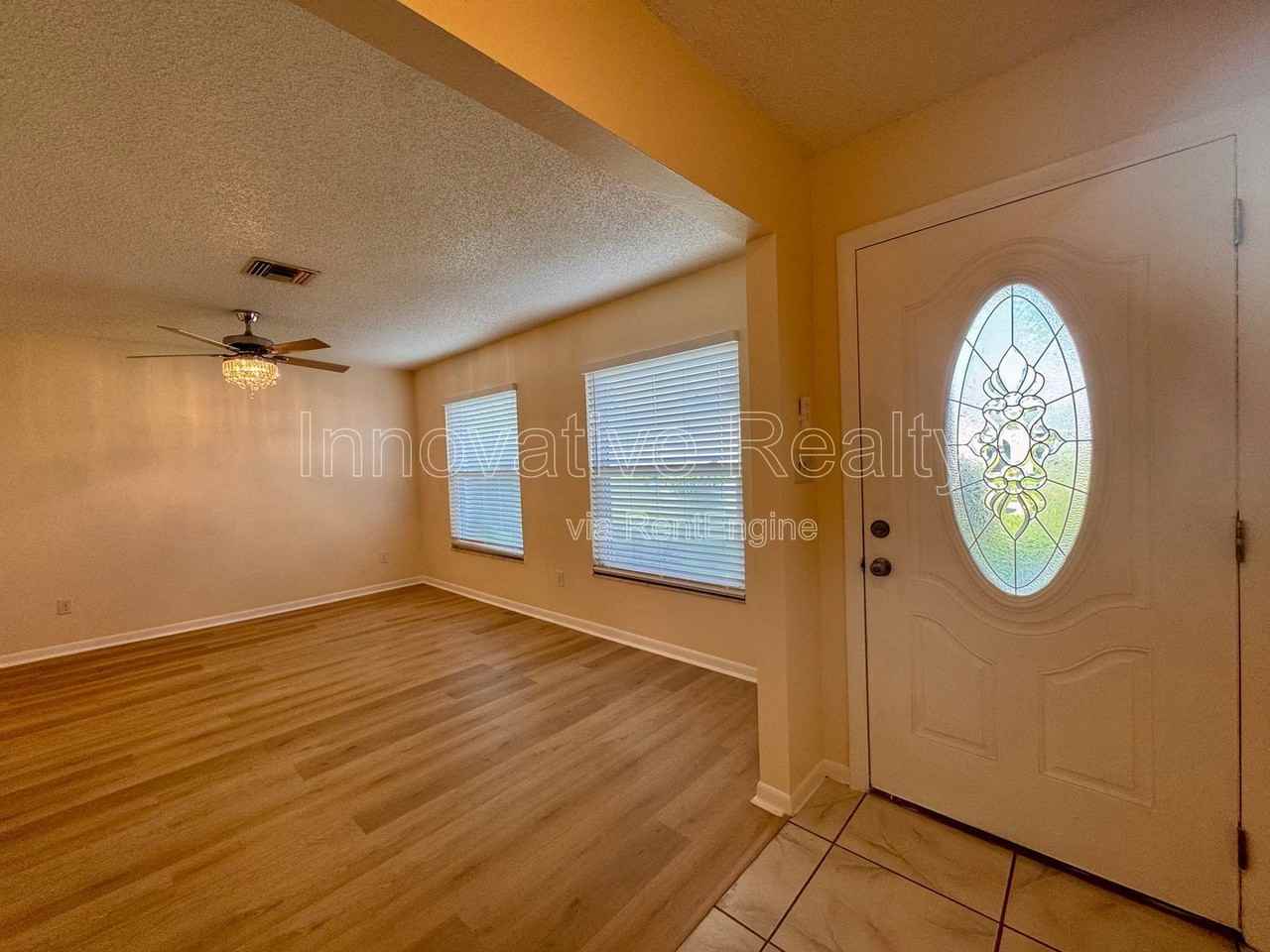 1005 Bradford Dr - Photo 2 of 30