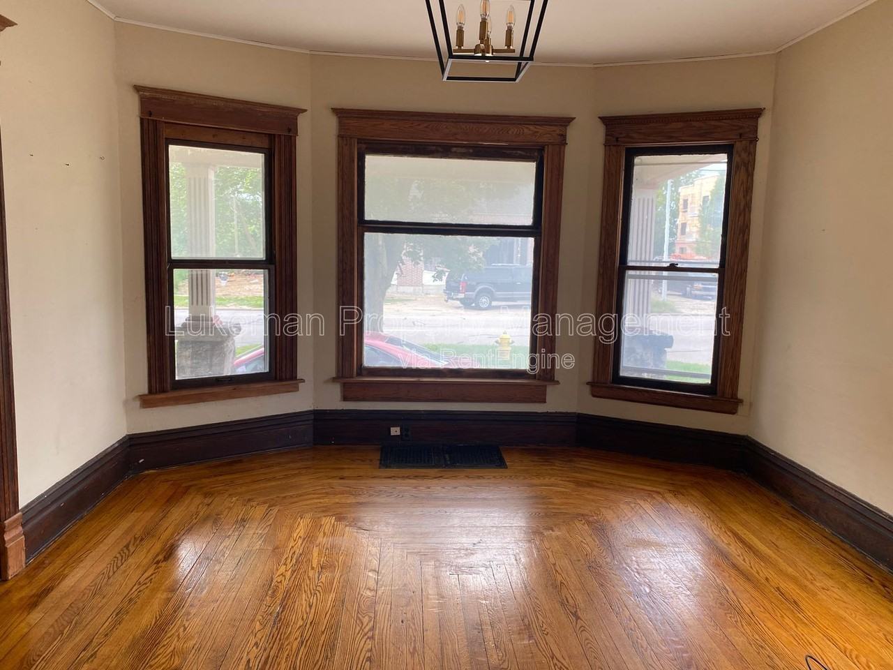 612 W Kalamazoo Ave #4 - Photo 2 of 12