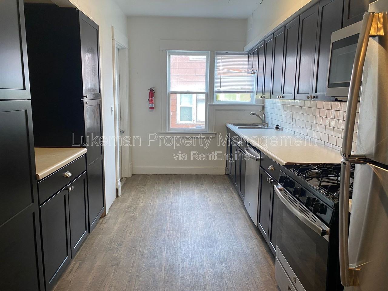 612 W Kalamazoo Ave #4 - Photo 3 of 12